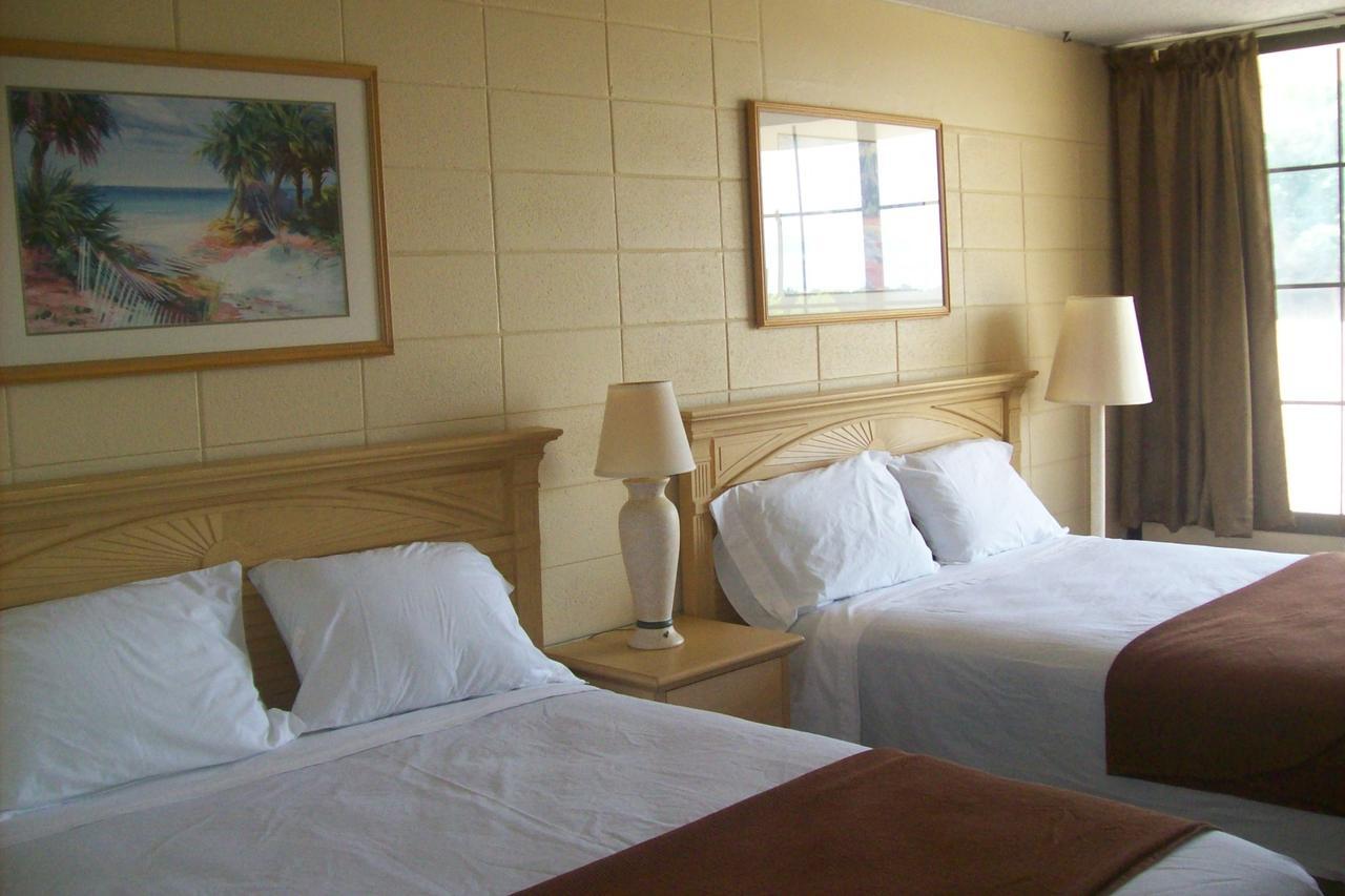 Inn Express Grand Ridge Bagian luar foto